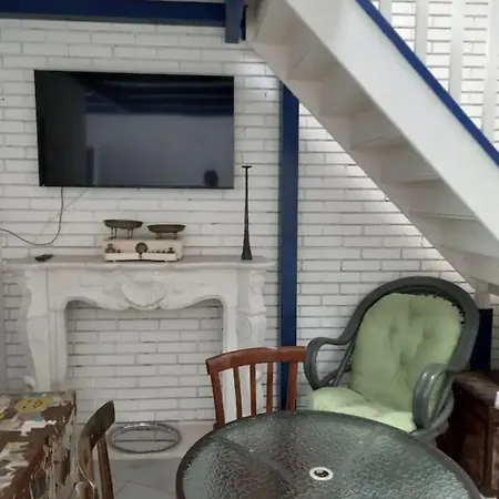 בית הארחה Loft House *